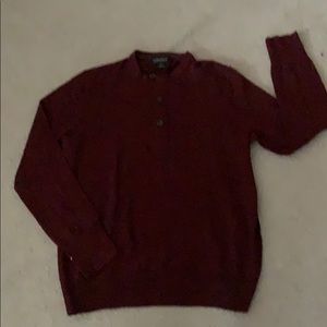 Men’s Banana Republic shirt.